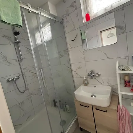 Gaeste-und Monteurwohnung - Wlan - Citystay Accommodatie bij particulieren Wolfsburg